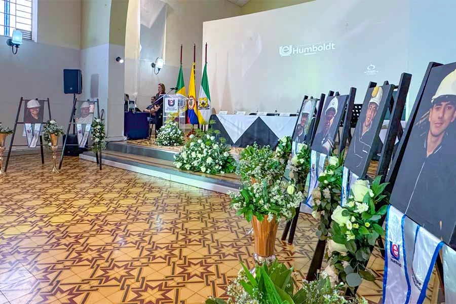 Grado póstumo víctimas tragedia Helicoidal