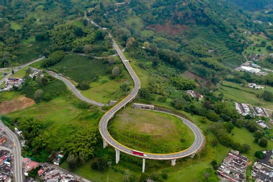 Invías descartó cambiar sentido puente Helicoidal rampas de frenado
