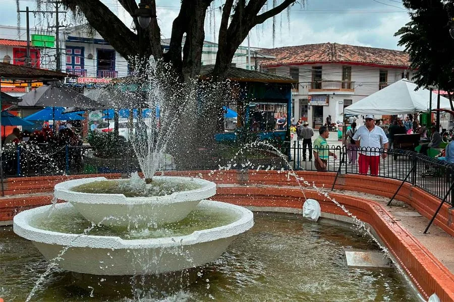 fuente del parque Bolívar de Circasia