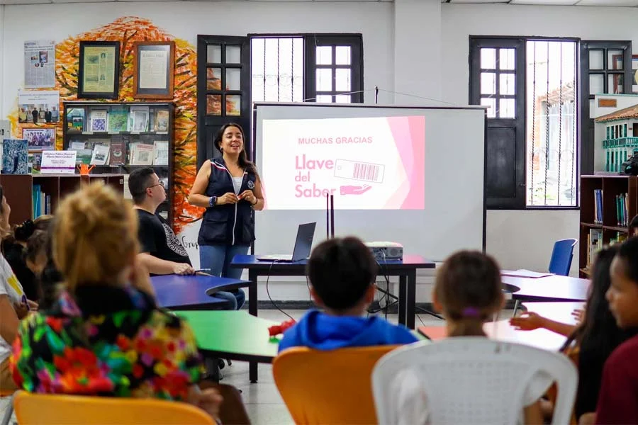 Llave del Saber montenegrinos pueden solicitar libros biblioteca municipal