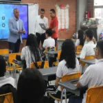 Mesas interactivas pantallas aulas sedes colegios Armenia
