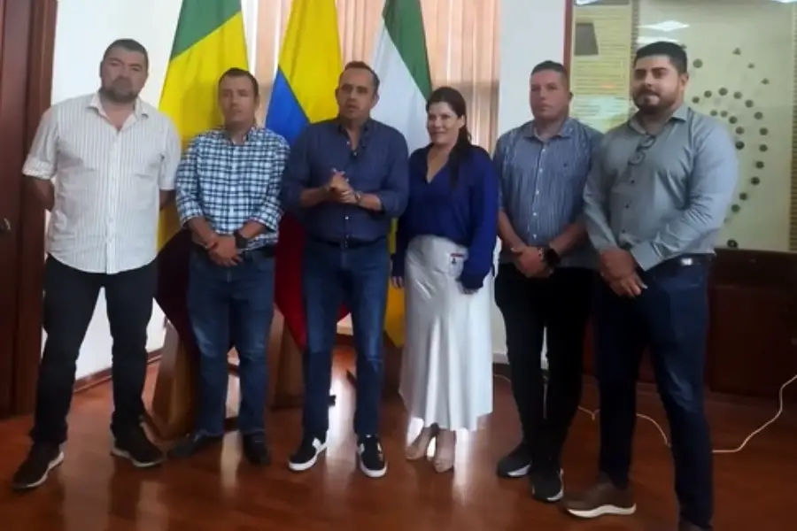 Polémica cambio de Junta Directiva EPQ