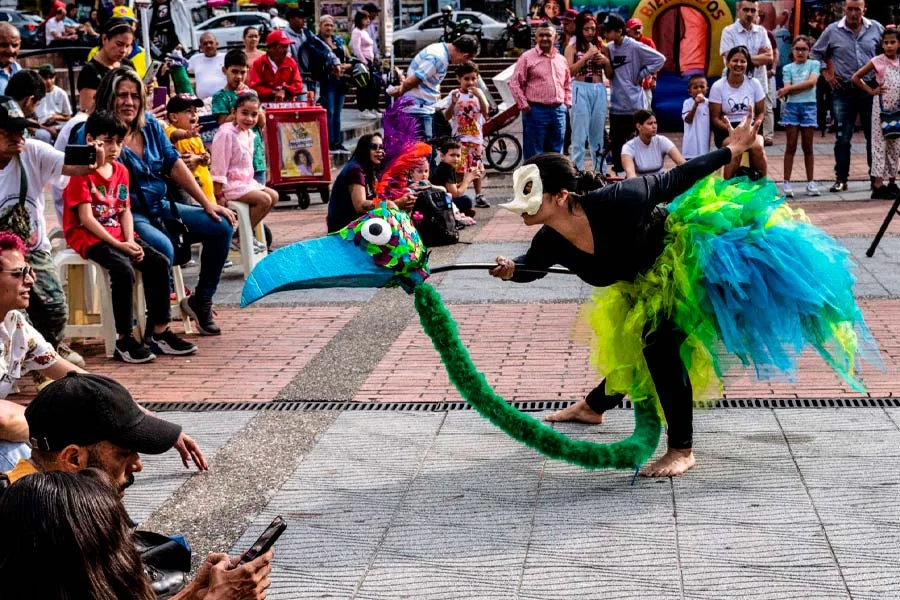 Festival Internacional de Teatro Calle Arriba Calle Abajo en el Quindío
