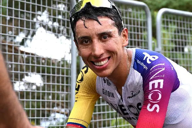 ¡GRANDE EGAN! vuelve al Triunfo Victoria de etapa en la Vuelta España